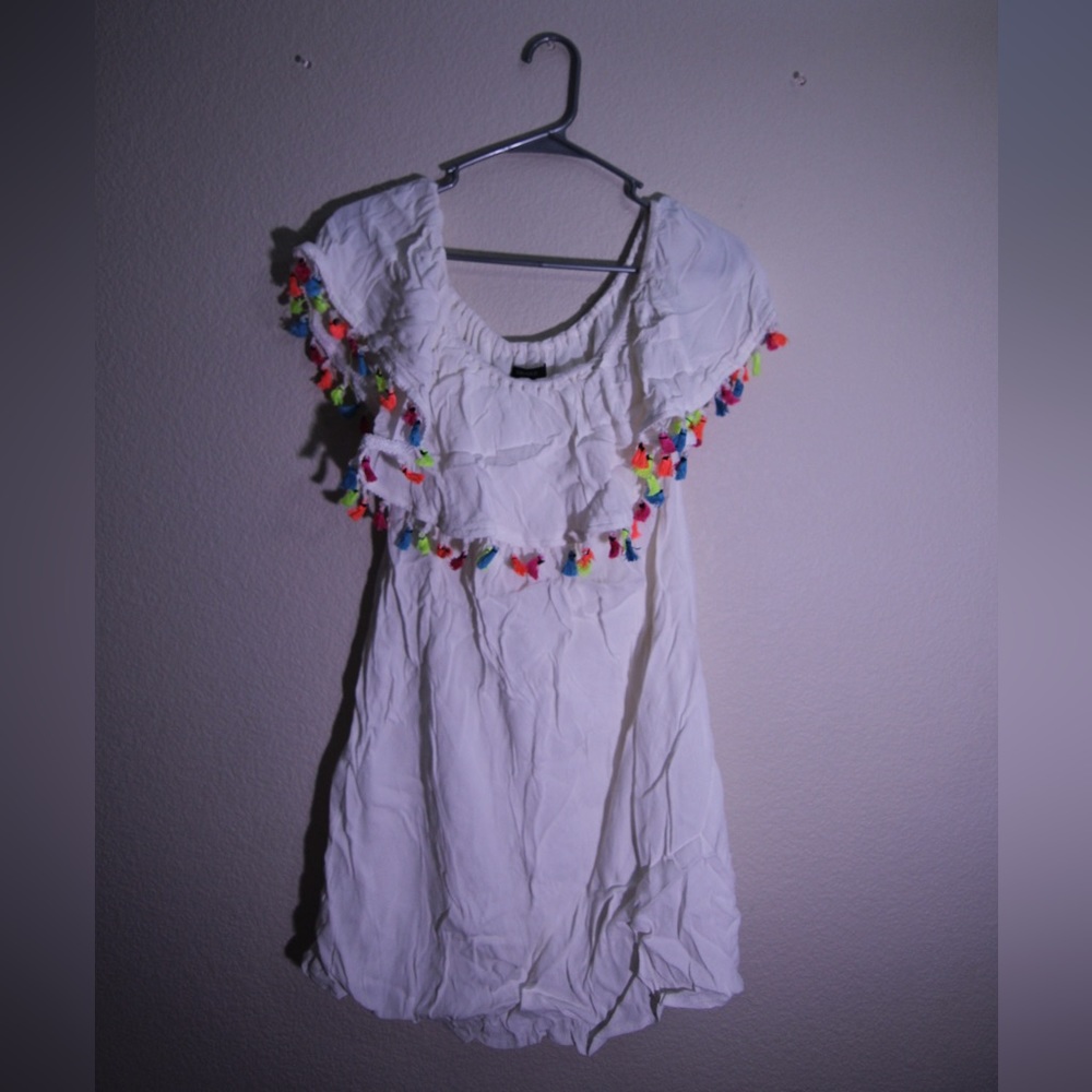 Forever 21 - Off-the-Shoulder Dress. Size: Medium